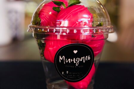 Свежая клубника в шоколаде 