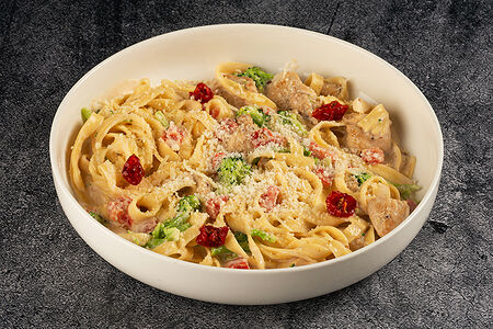 Тальятелле с цыпленком