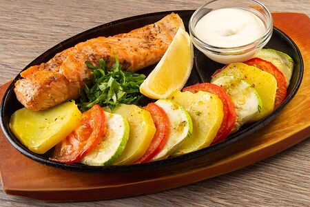 Лосось запеченный