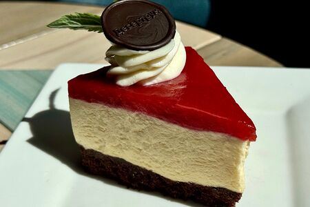 Муссовый Чизкейк клубничный