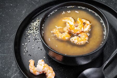 Мисо суп с креветкми