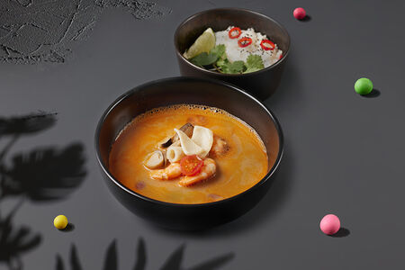 Том Ям с морепродуктами