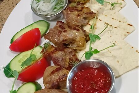 Шашлык из cвинoй шеи