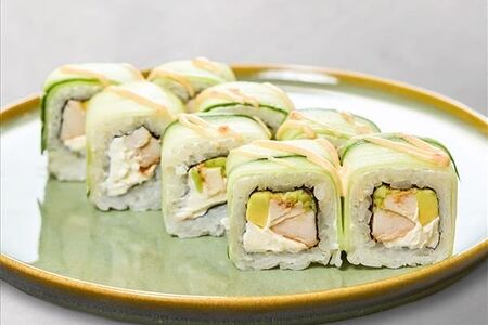 С курицей и поке соусом