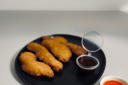 Куриные стрипсы 