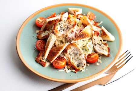 Цезарь с курицей