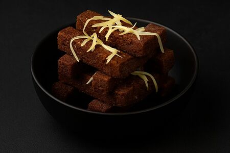 Гренки чесночные