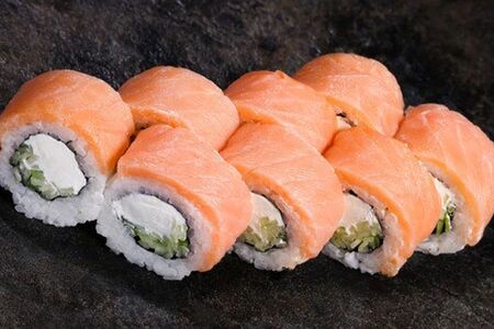 Филадельфия с копченым лососем