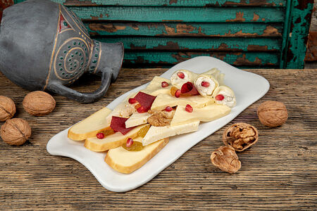 Грузинские сыры