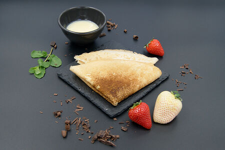 Блины со сгущённым молоком