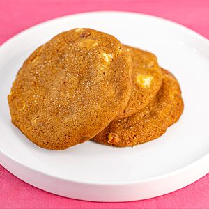 Кукис с белым шоколадом и орехом