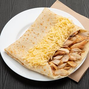 Блин с курицей гриль и сыром