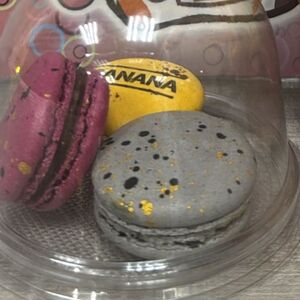 Макарон в ассортименте (1 шт)