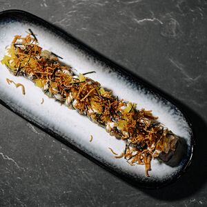 Ролл магуро-сейк темпура