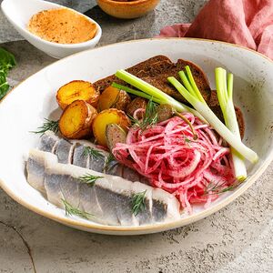Сельдь с картофелем