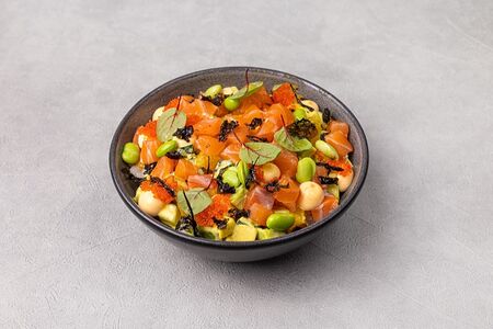 Поке с лососем