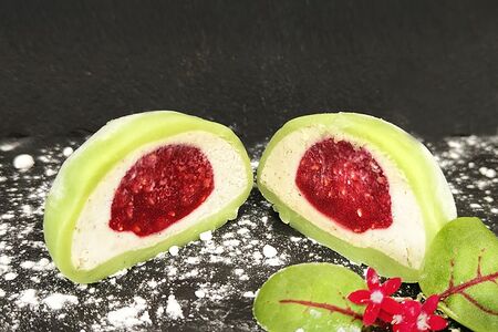 Моти Малина-фисташка