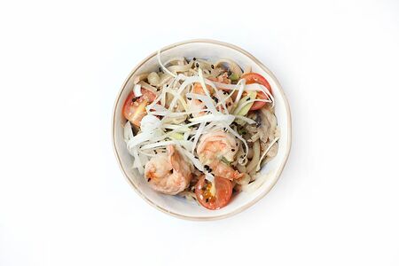 Удон с креветками на кокосовом молоке