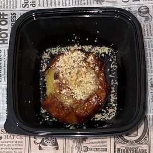 Яблоко, запечённое с мёдом и орешками