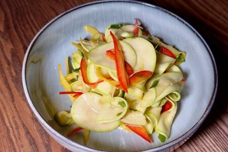 Закуска из цукини и перца 