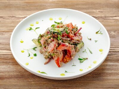 Салат по-грузински 