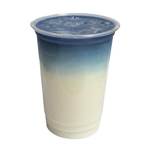 Голубой матча-латте 