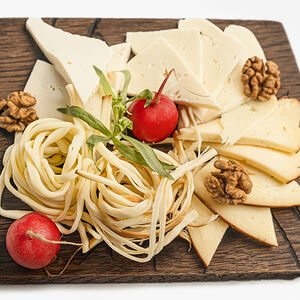 Грузинские сыры