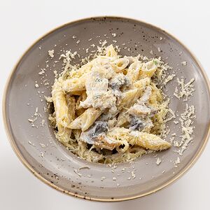 Фетучини с курицей и грибами