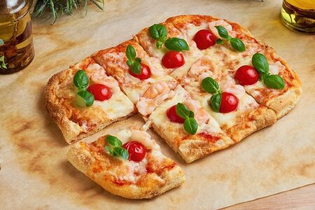 Пицца Маргарита с креветками 