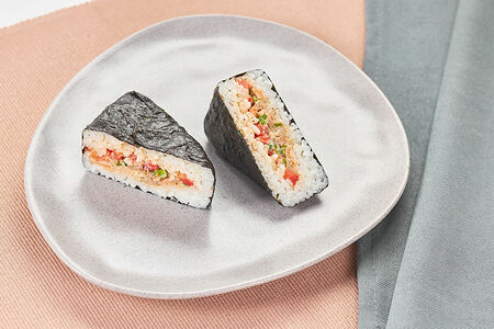 Онигири пикантный микс