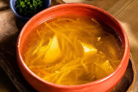 Куриный суп с лапшой