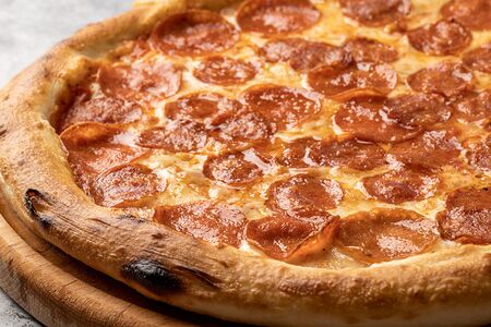 Пицца пеперони