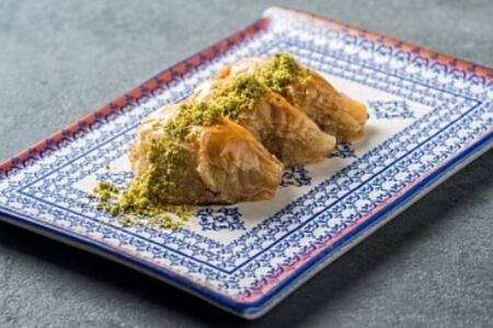 Пахлава Шобиет