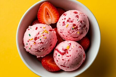 Айс Белл Клубника