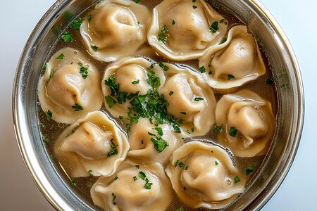 Пельмешки домашние со сметаной