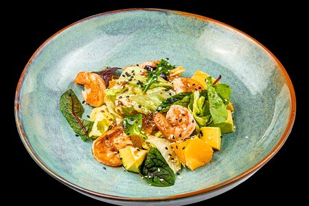 Салат с тигровой креветкой