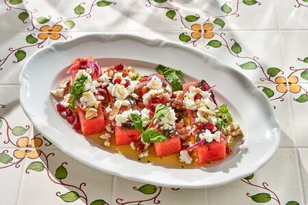 Арбуз с фетой 