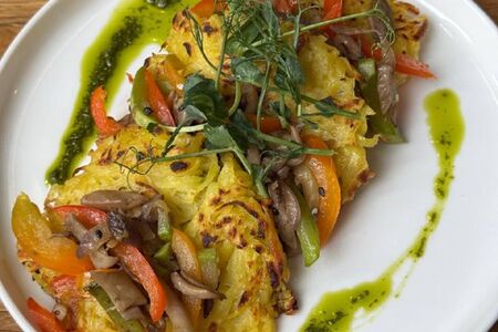 Дранники с овощным соте