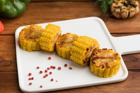 Початок кукурузы на гриле