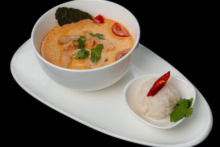 Суп Том ям с курицей