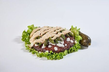 Бургер Вагю в листьях