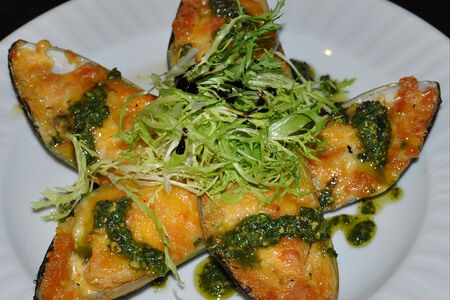 Мидии  запечённые с сыром