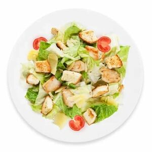 Салат цезарь с курицей