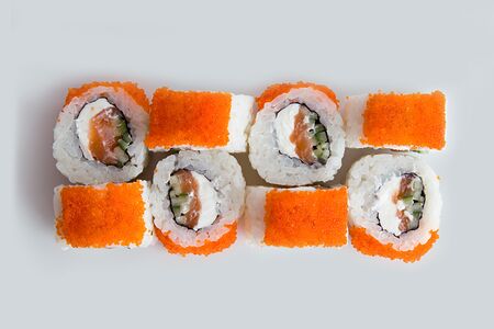 Ролл Калифорния с лососем