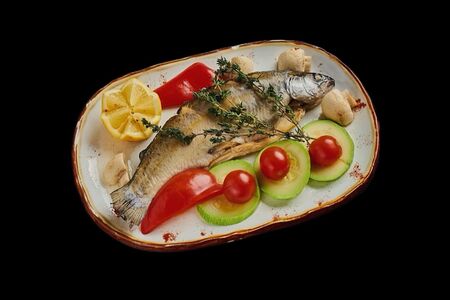 Сибас запеченный