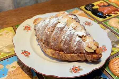 Круассан миндальный