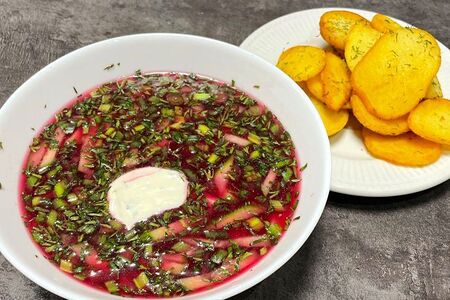 Холодный свёкольник с колбасой 