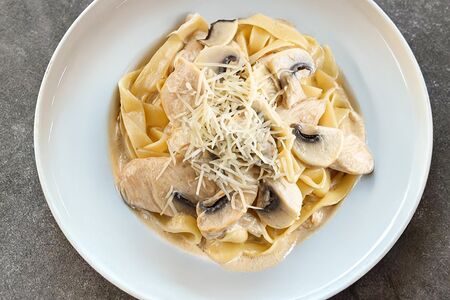 Паста Альфредо с курицей