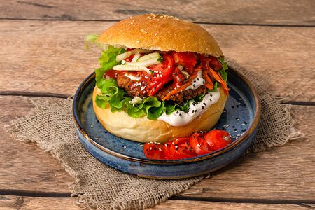 Свино-куриный бургер