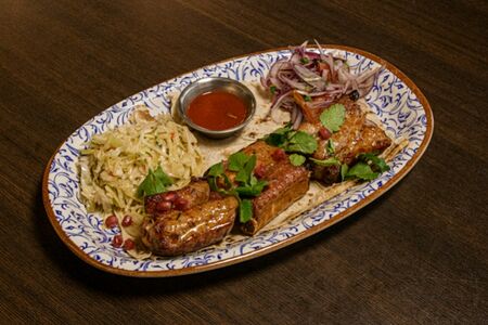 Свиные ребра на углях